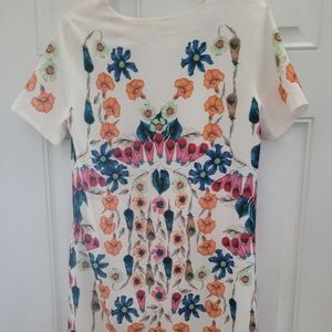 Desigual floral dress size 38. Fits like a European small.